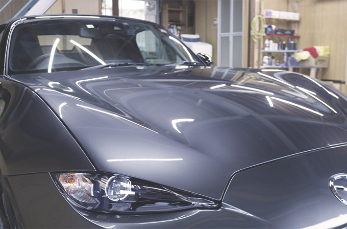 カーコーティングで光り輝く車